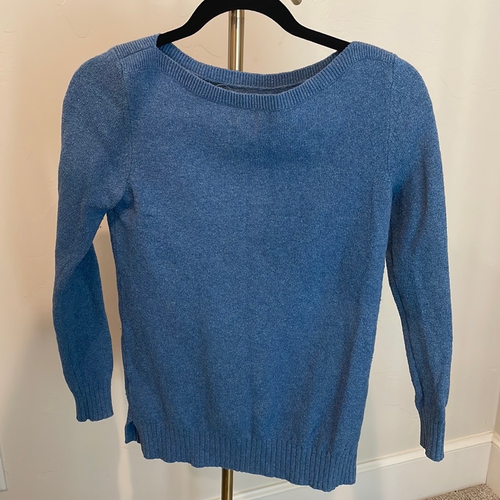 Cute loft sweater